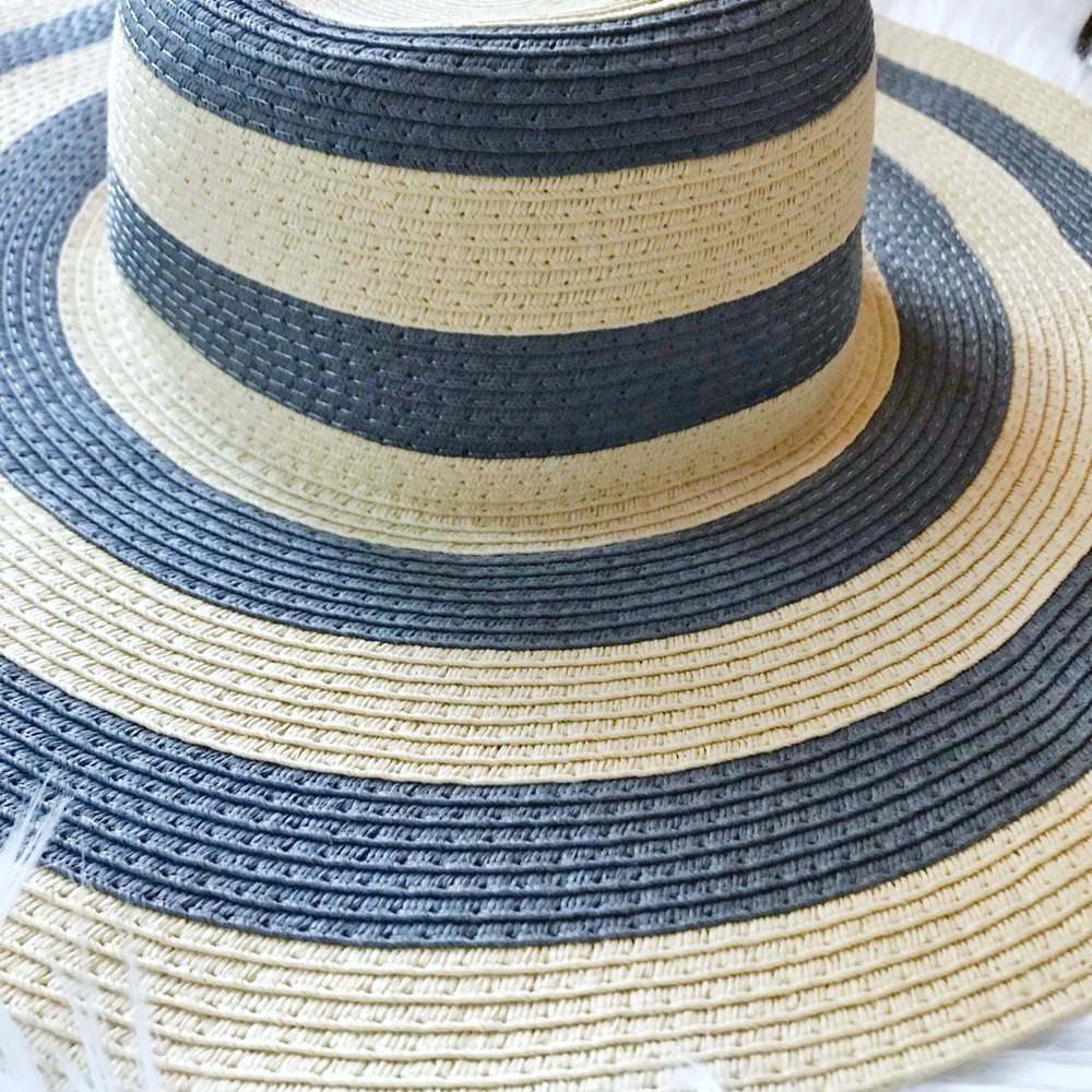Striped Sun Hat - Picture 4 of 8